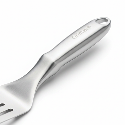 Detalle mango ergonómico utensilio parrillero Grilltech